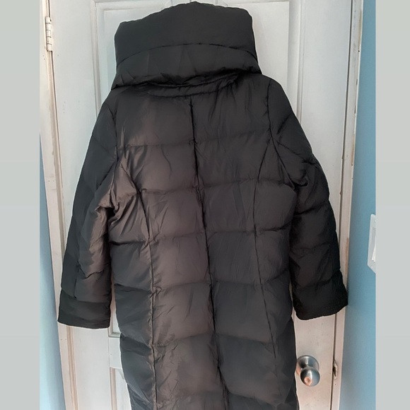 Women’s Snow Jacket - Picture 3 of 4